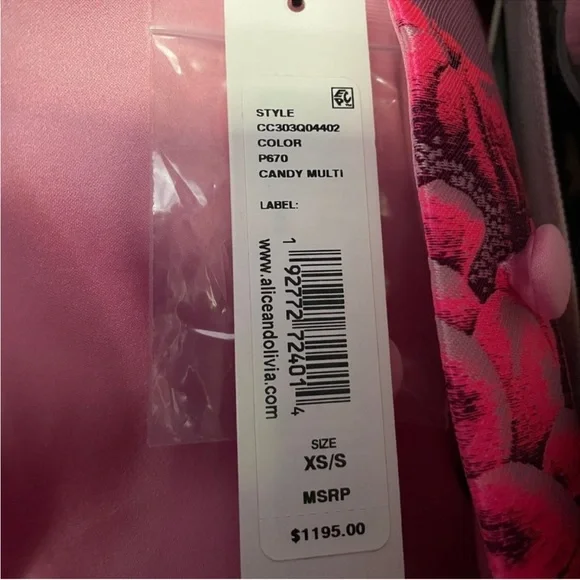 NWT Alice and Olivia Susanne Floral Jacquard High-Low Cape NWT XS - Picture 4 of 6